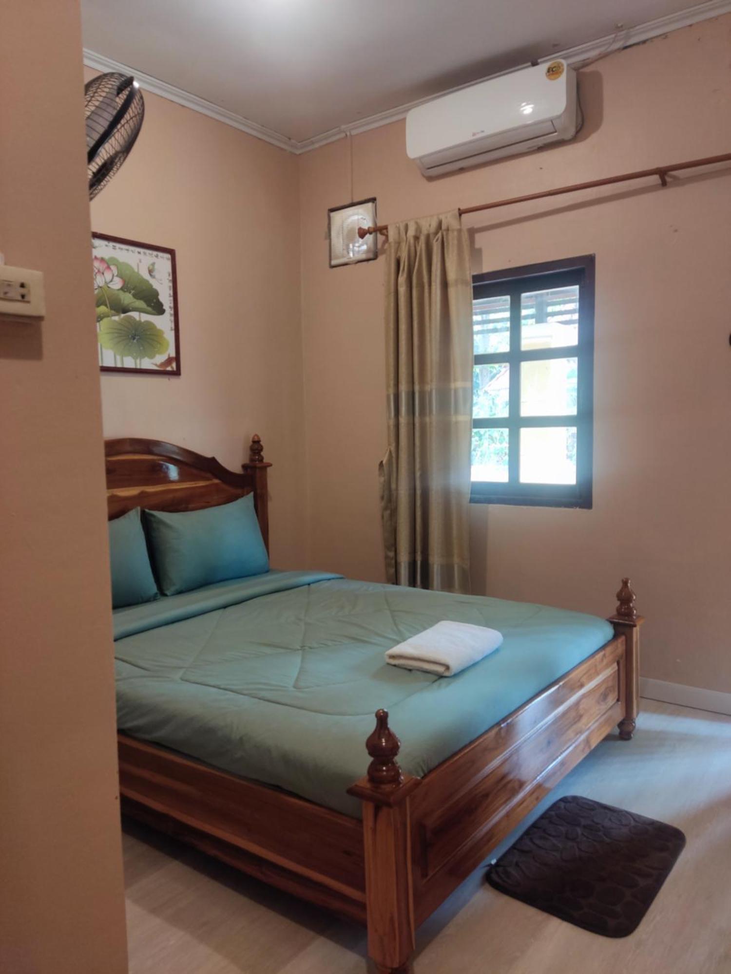 Erawan Guesthouse 巴色 外观 照片