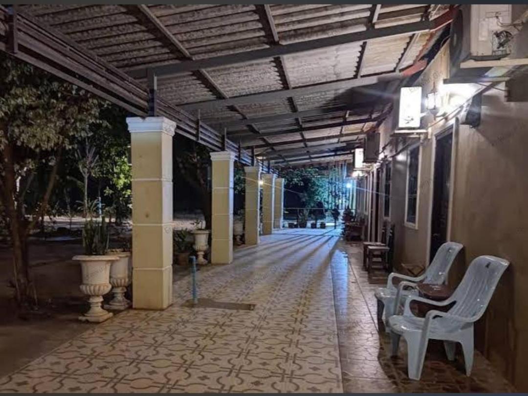 Erawan Guesthouse 巴色 外观 照片