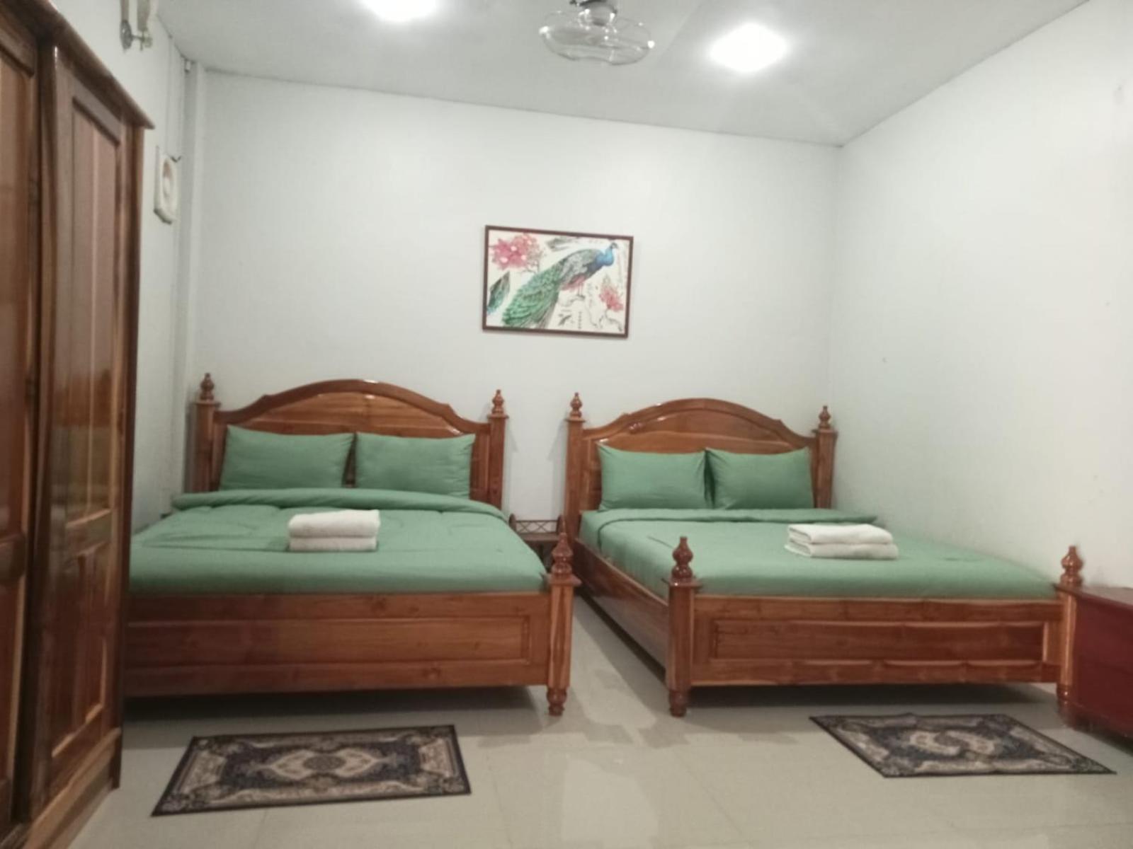Erawan Guesthouse 巴色 外观 照片