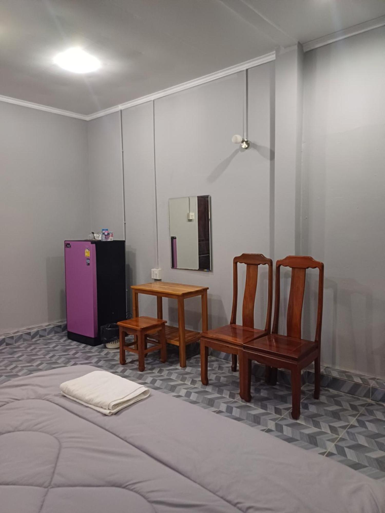 Erawan Guesthouse 巴色 外观 照片