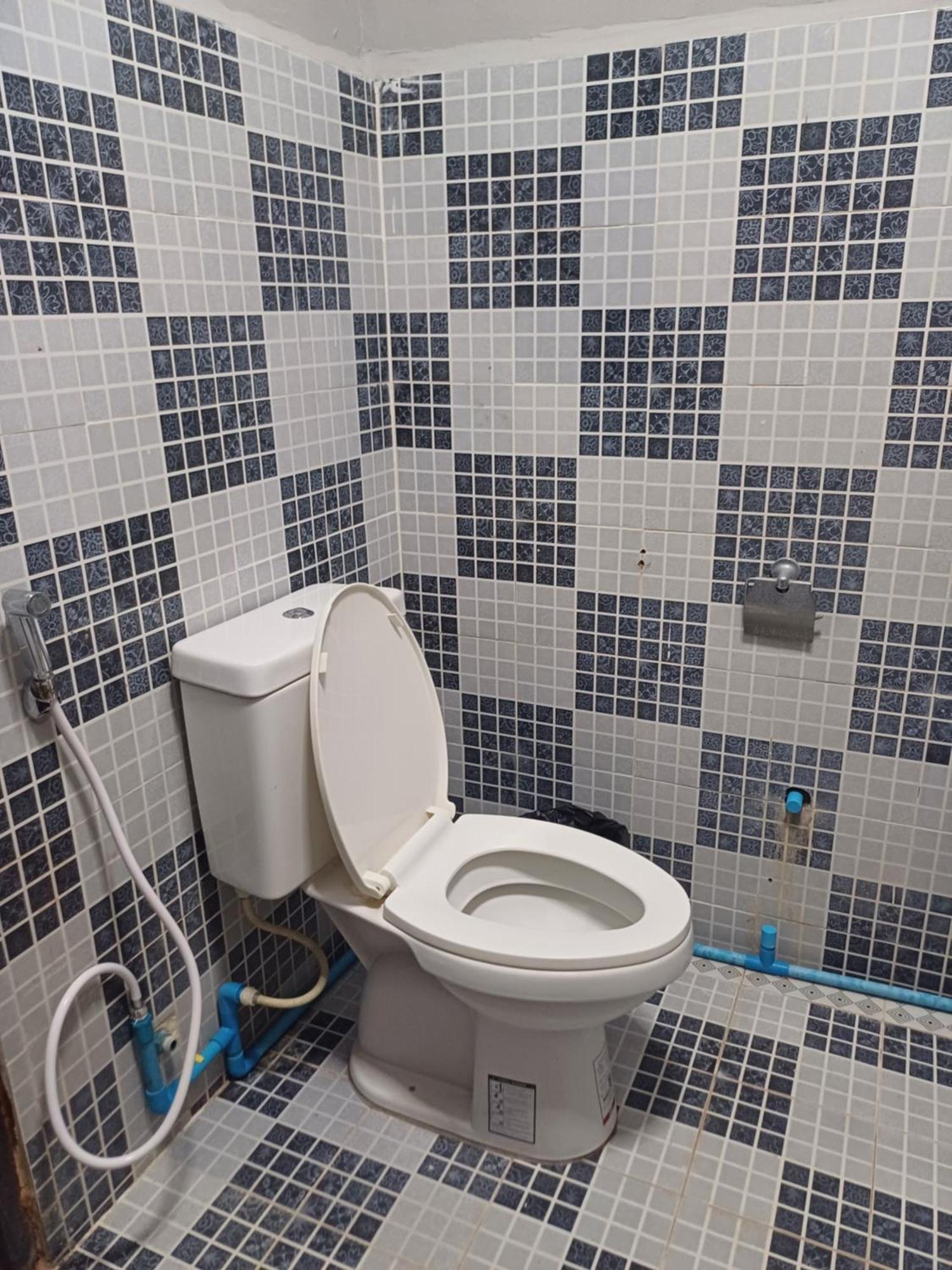 Erawan Guesthouse 巴色 外观 照片